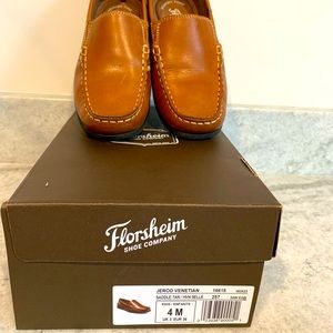 Boys Florsheim Dress Shoes Size 4